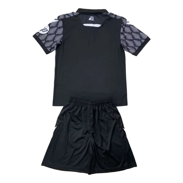 Wrexham Vieraspaita Lasten 2024/25 (+ Shortsit)