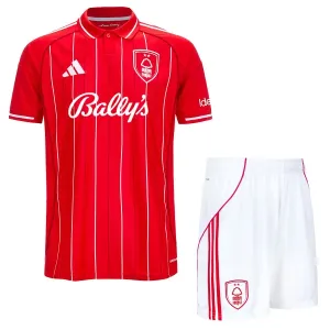 Nottingham Forest Kotipaita Lasten 2025/26 (+ Shortsit)