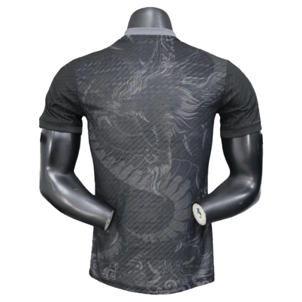 Real Madrid Paita 2025/26 Dragon Erikoispainos