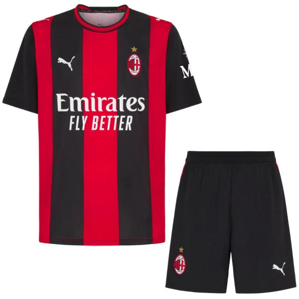 AC Milan Kotipaita Lasten 2026/27 (+ Shortsit) AC Milan Kotipaita Lasten 2026/27 (+ Shortsit)
