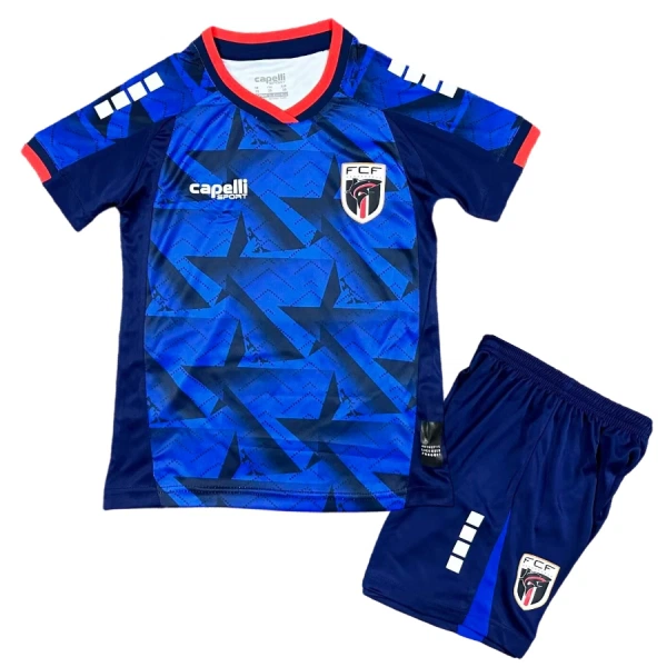 Cabo Verde Kotipaita Lasten MM-kisat 2026 (+ Shortsit) Cabo Verde Kotipaita Lasten MM-kisat 2026 (+ Shortsit)