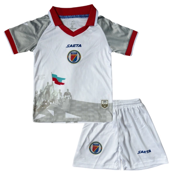 Haiti Vieraspaita Lasten MM-kisat 2026 (+ Shortsit) Haiti Vieraspaita Lasten MM-kisat 2026 (+ Shortsit)