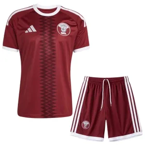 Qatar Kotipaita Lasten MM-kisat 2026 (+ Shortsit)