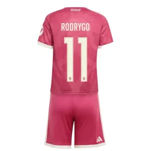 Real Madrid Rodrygo 11 3. Paita Lasten 2026/27 (+ Shortsit) Real Madrid Rodrygo 11 3. Paita Lasten 2026/27 (+ Shortsit)