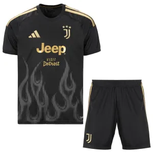 Juventus 3. Paita Lasten 2026/27 (+ Shortsit)