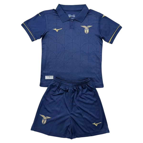 Lazio 3. Paita Lasten 2026/27 (+ Shortsit) Lazio 3. Paita Lasten 2026/27 (+ Shortsit)
