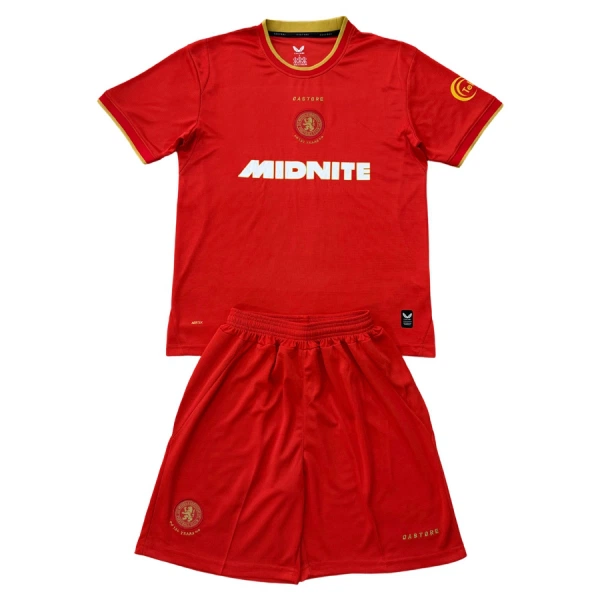 Middlesbrough Kotipaita Lasten 2026/27 (+ Shortsit) Middlesbrough Kotipaita Lasten 2026/27 (+ Shortsit)