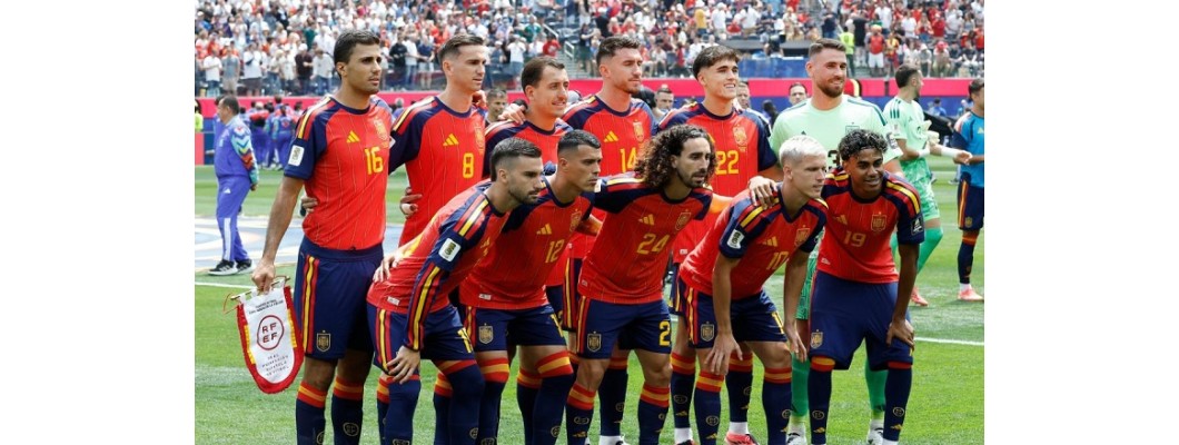 Espanjan joukkueen vahvuus osoittaa siirtymistä individualistisesta jalkapallosta kypsämpään tyyliin Espanjan joukkueen vahvuus osoittaa siirtymistä individualistisesta jalkapallosta kypsämpään tyyliin