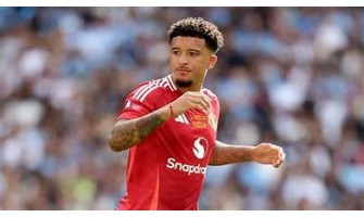Manchester United on saanut päätökseen Jadon Sanchon viisivuotisen sopimuksen