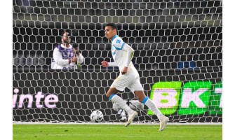 Pelaajien suoritukset eri liigoissa